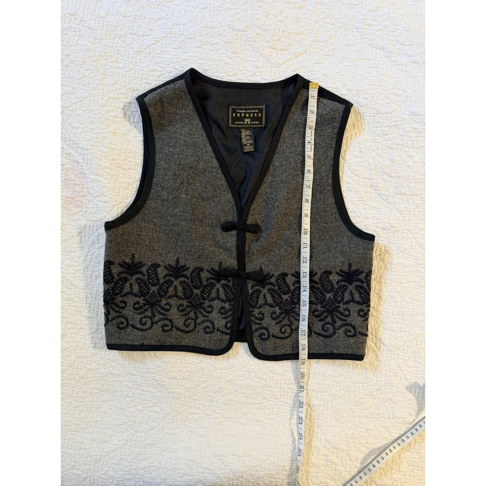 EXPRESS | Vintage 90’s Marque Deposée Grey Cotton Embroidered Wool Vest